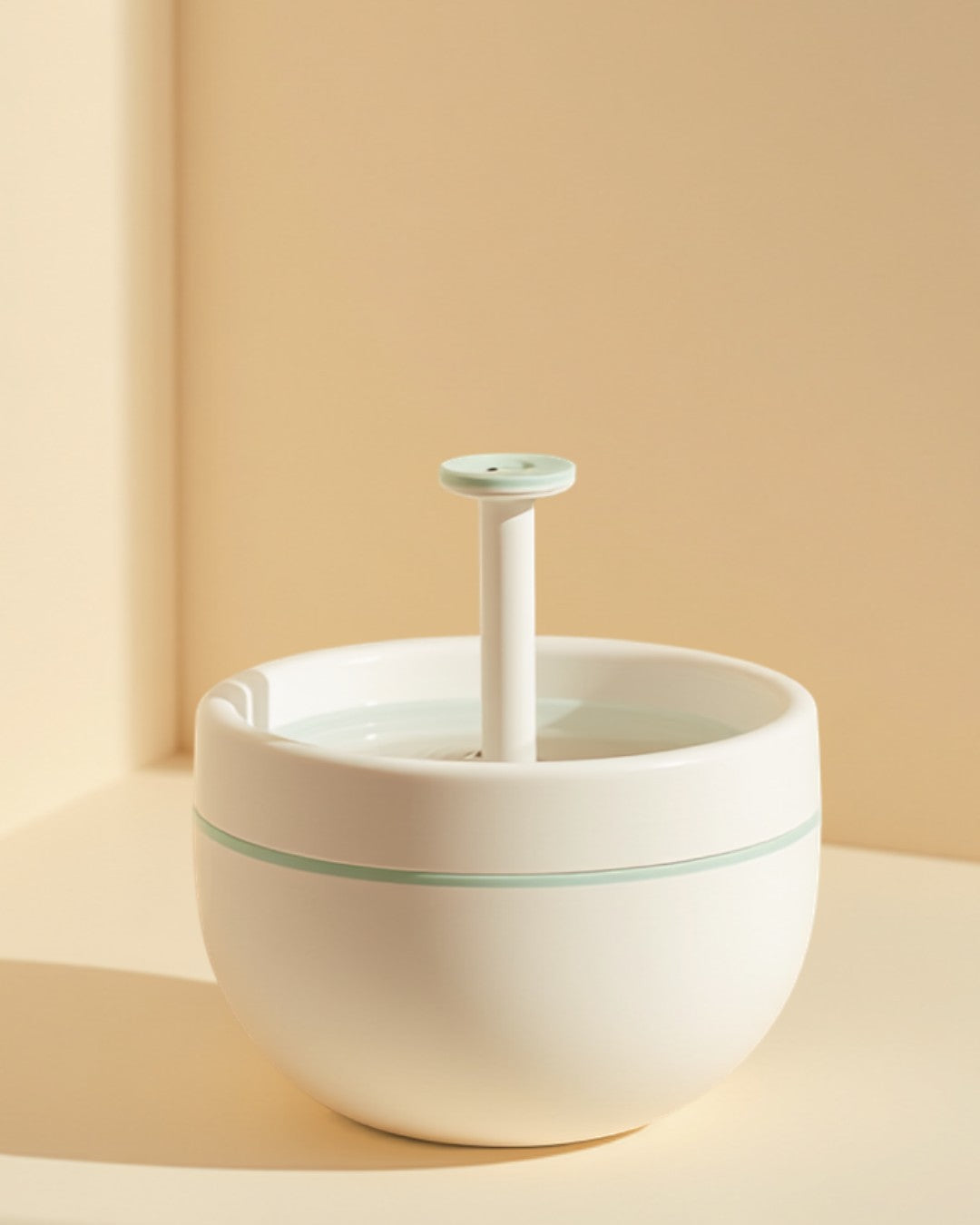 PureFlow Automatic Cat Water Fountain - close-up detail